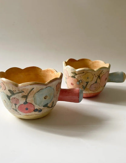 Three Combinations of Handmade Cups and Bowls in Kitten Style（8 pieces）